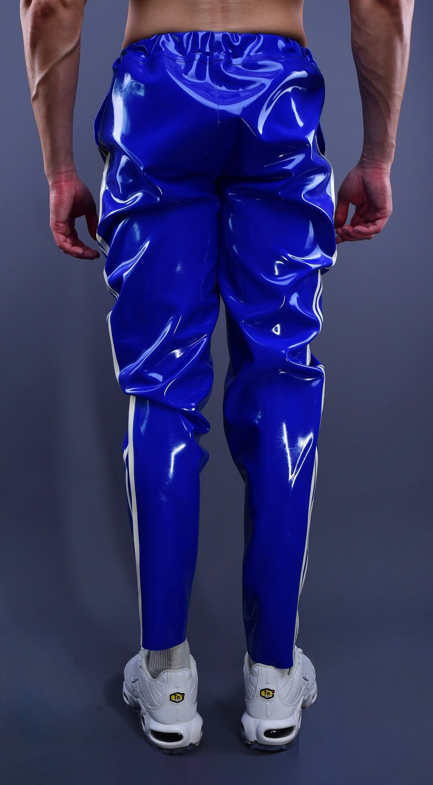 Trackline Joggers blue edition