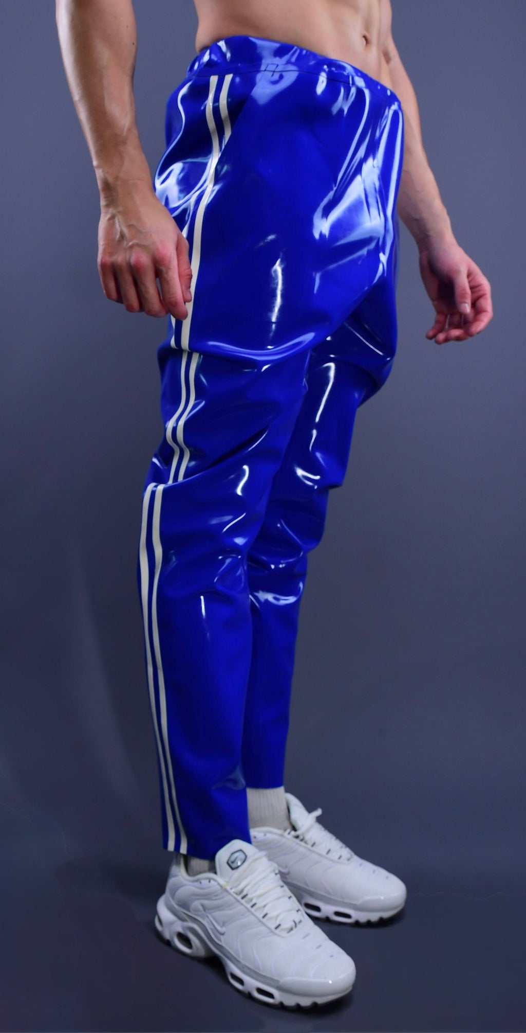 Trackline Joggers blue edition